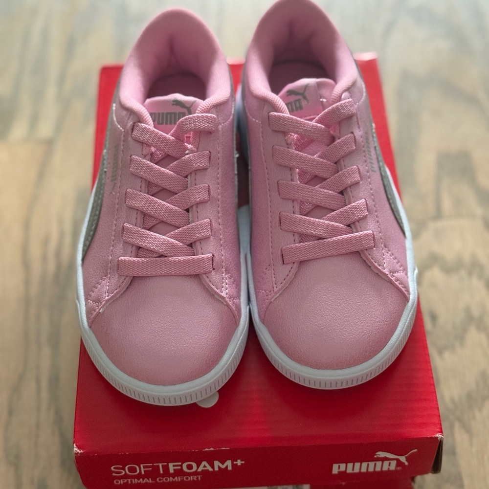 Brand new in box* Girl’s Puma Slip On Soft Foam+ Pink Sneakers